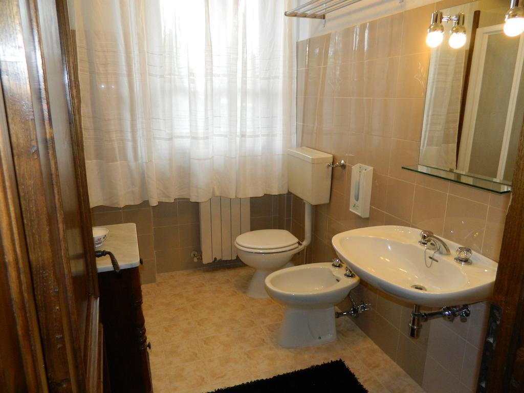 Le Gret Villa Subbiano Room photo